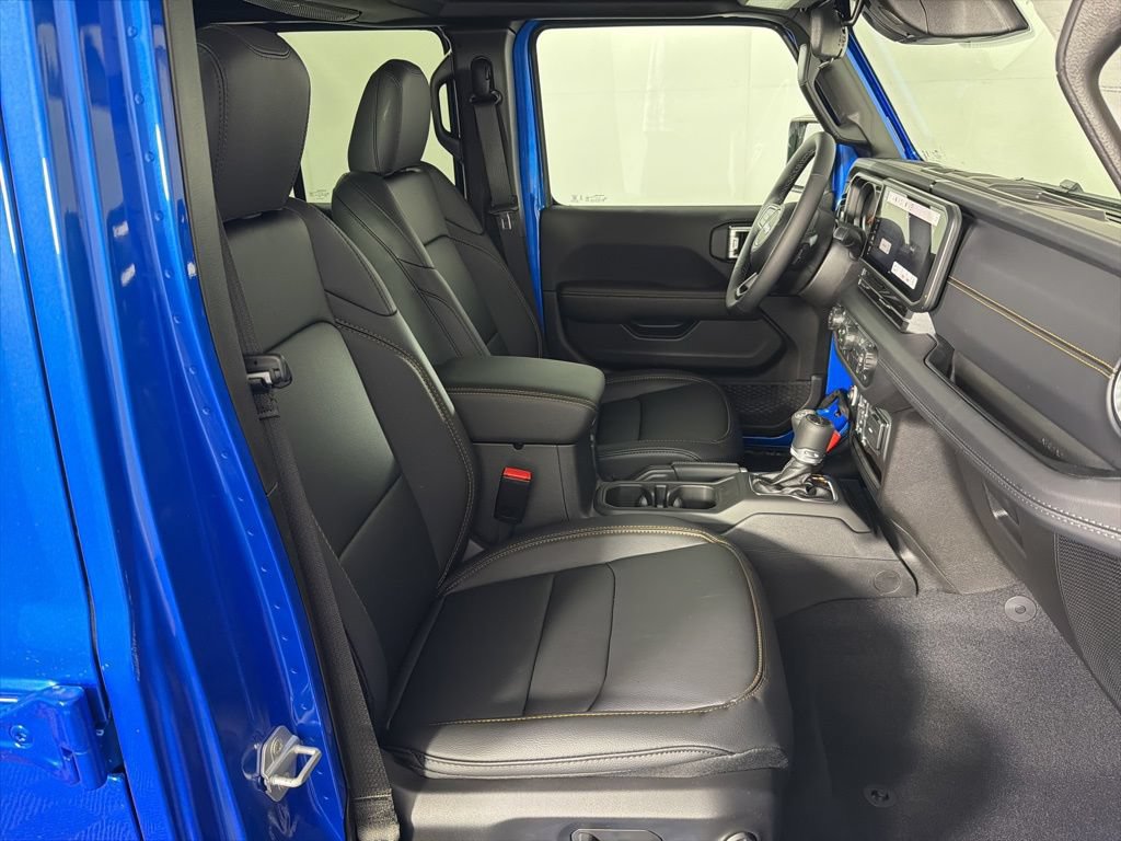 New 2026 Jeep Gladiator Sport AWD/4WD image 38