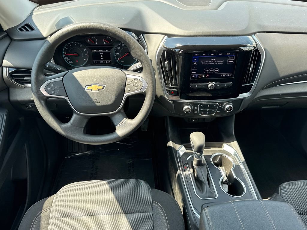 Used 2021 Chevrolet Traverse LS FWD image 23