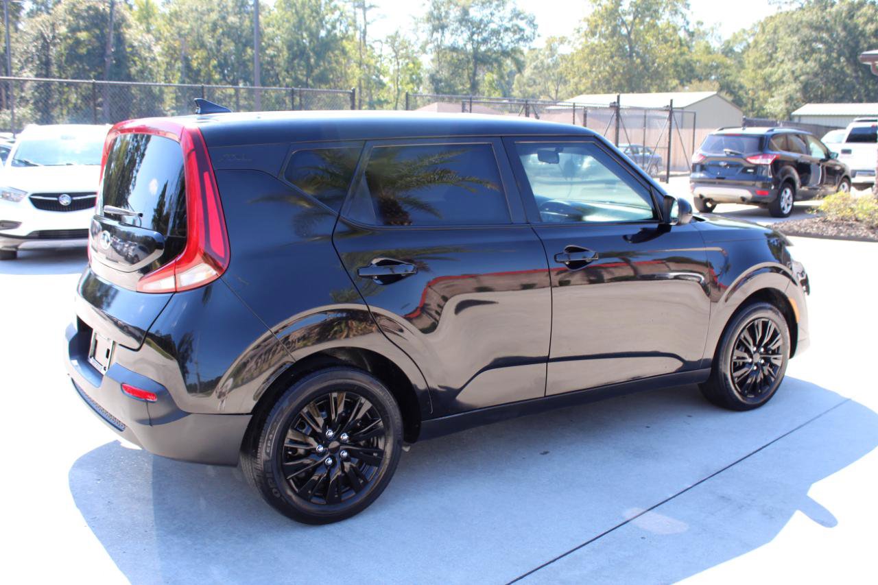 Used 2020 Kia Soul LX image 7
