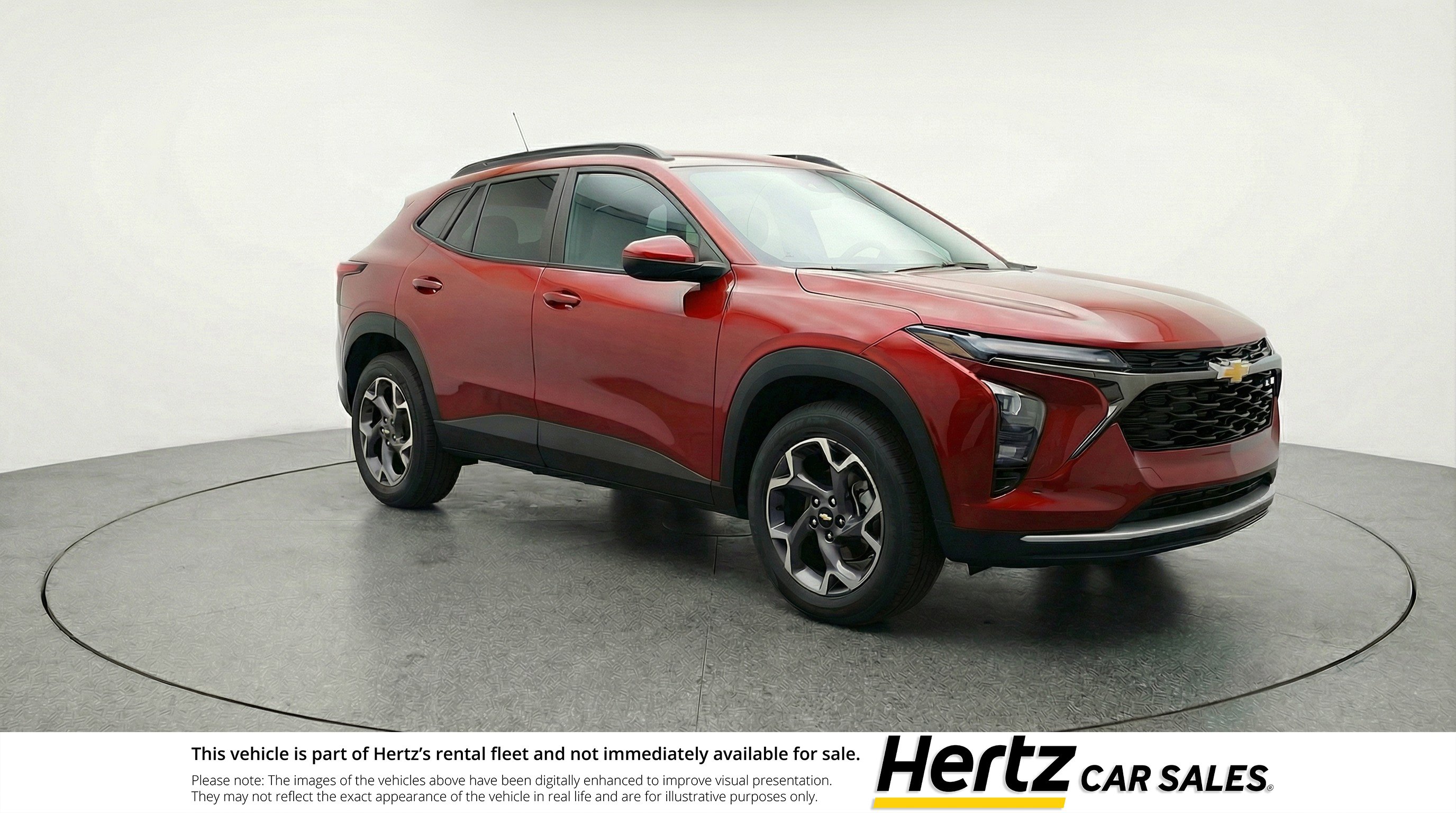 Used 2025 Chevrolet Trax LT image 1