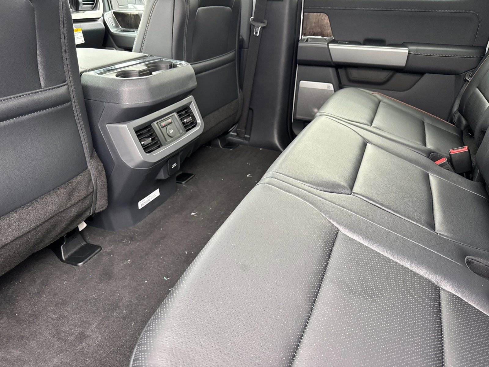 New 2026 Ford F250 Lariat w/ Lariat Premium Package image 12