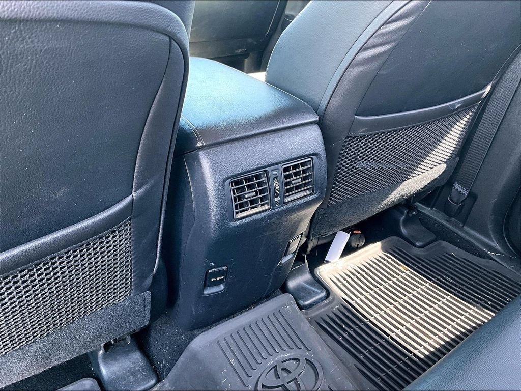 Used 2017 Toyota 4Runner SR5 Premium AWD/4WD image 32