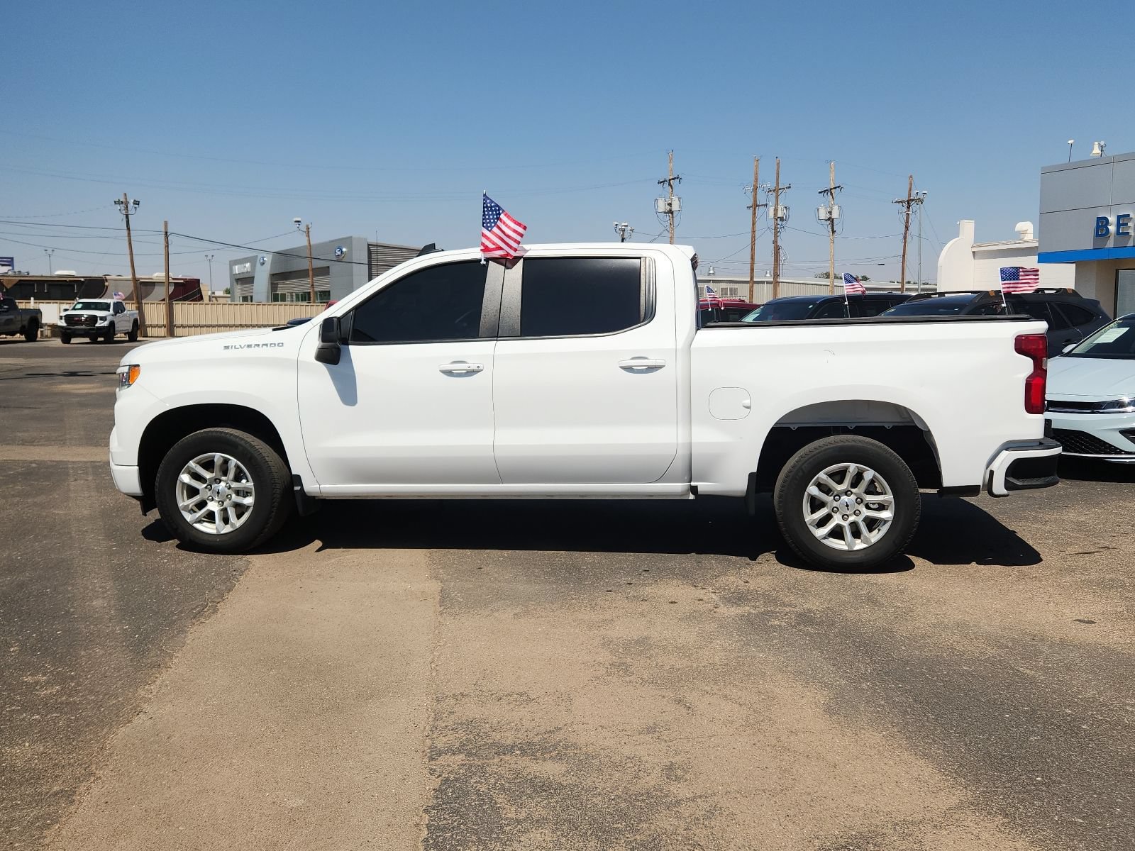 Used 2023 Chevrolet Silverado 1500 RST RWD image 2
