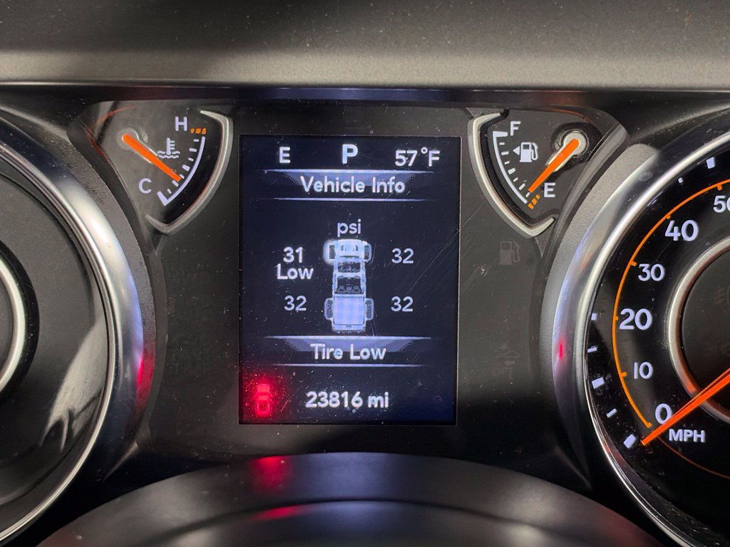 Used 2022 Jeep Gladiator Sport AWD/4WD image 18