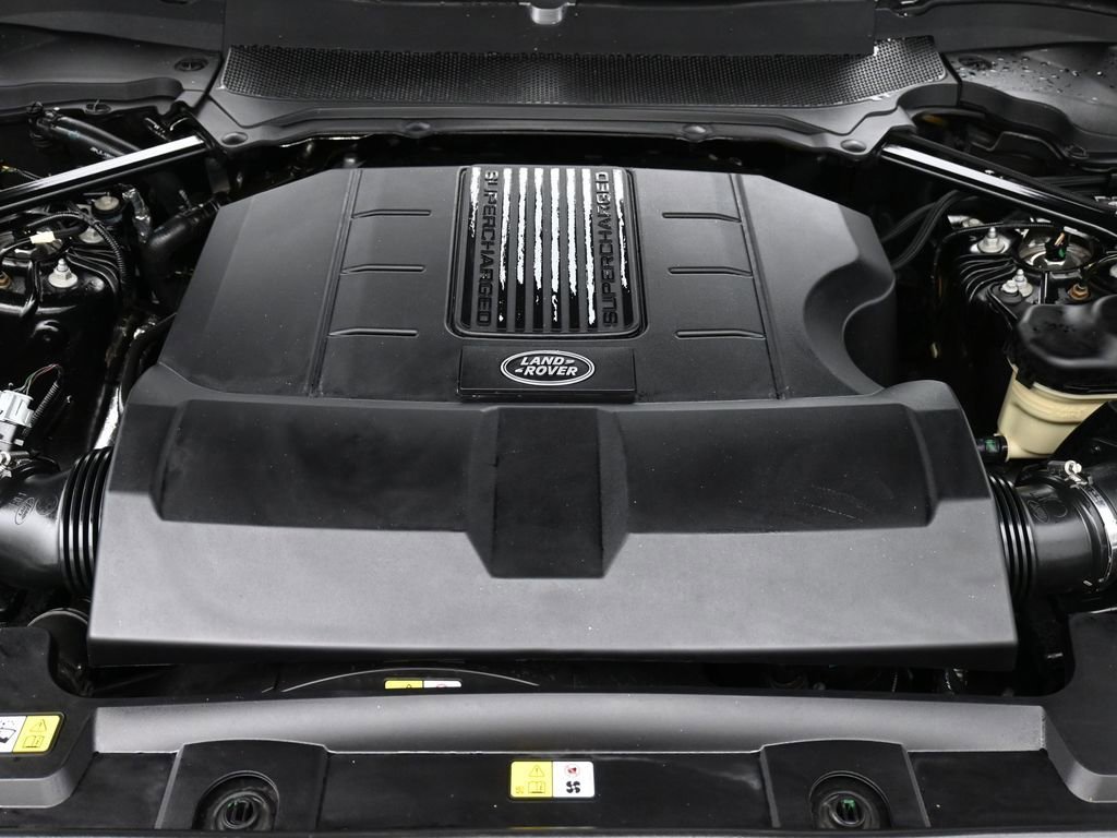 Used 2020 Land Rover Range Rover Long Wheelbase HSE image 28