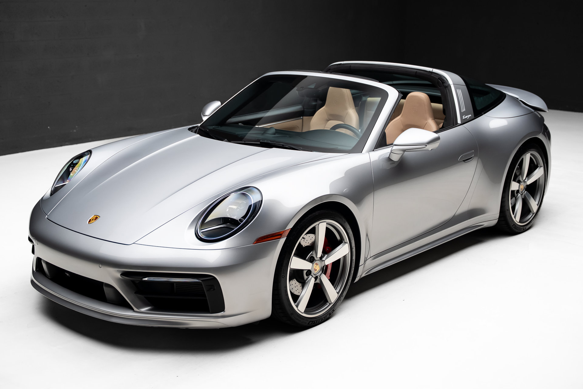 Used 2023 Porsche 911 AWD/4WD image 7