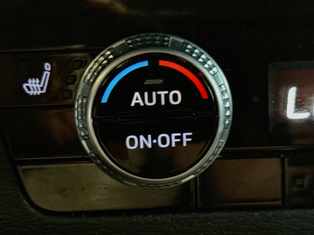 Used 2025 Mitsubishi Outlander ES AWD/4WD image 22