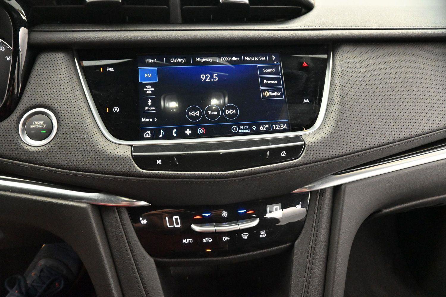 Certified 2025 Cadillac XT6 Luxury FWD image 23