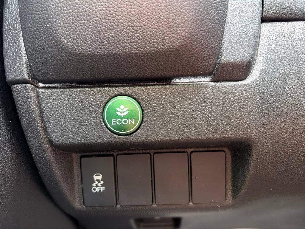 Used 2018 Honda Fit LX image 12