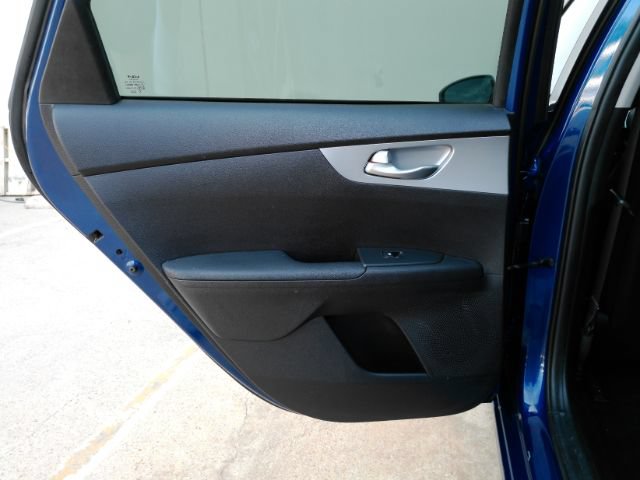 Used 2023 Kia Forte LXS FWD image 16