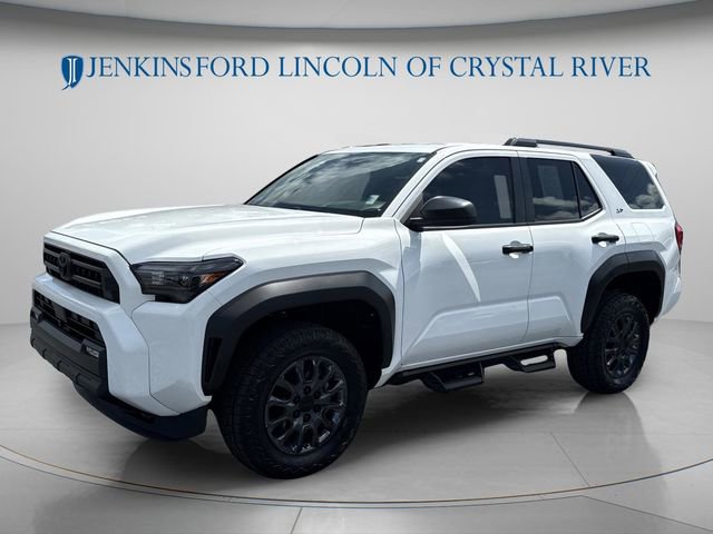 Used 2025 Toyota 4Runner SR5 AWD/4WD image 10