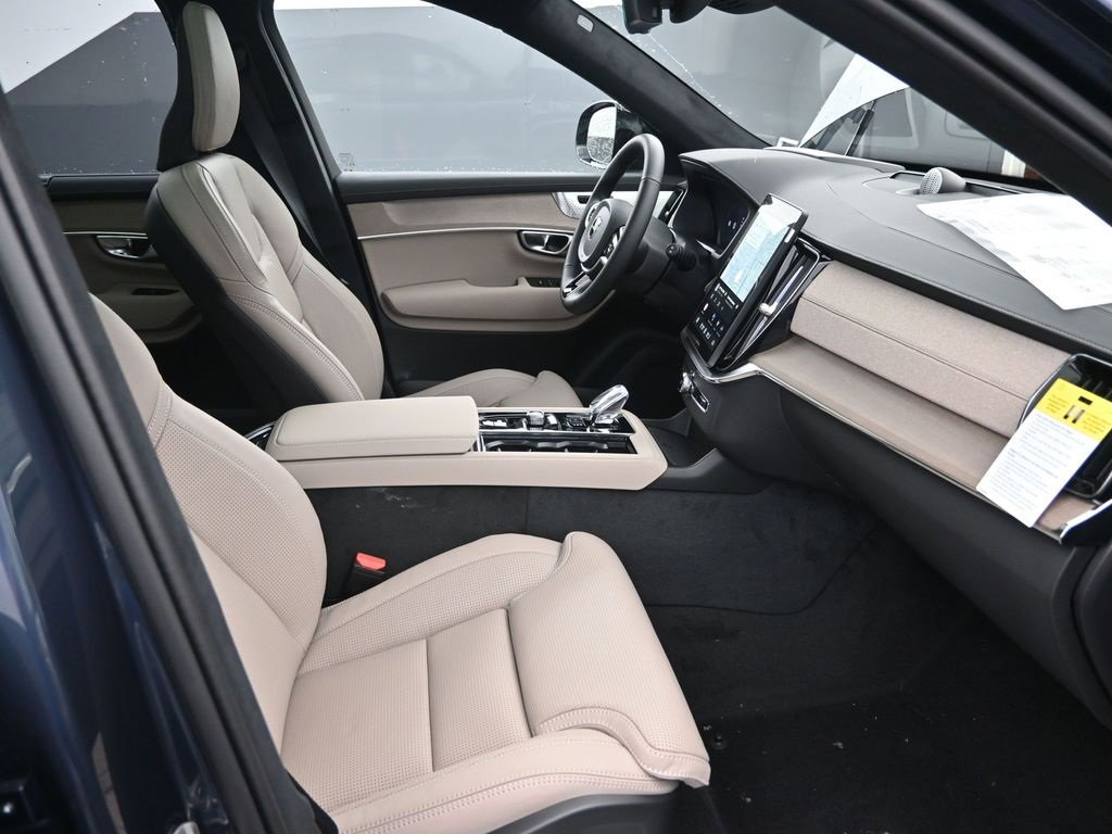New 2026 Volvo XC90 B6 Ultra w/ Lounge Package image 40
