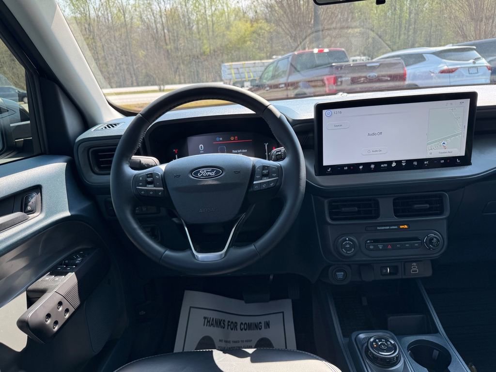 Used 2025 Ford Maverick Lariat w/ Black Appearance Package image 13