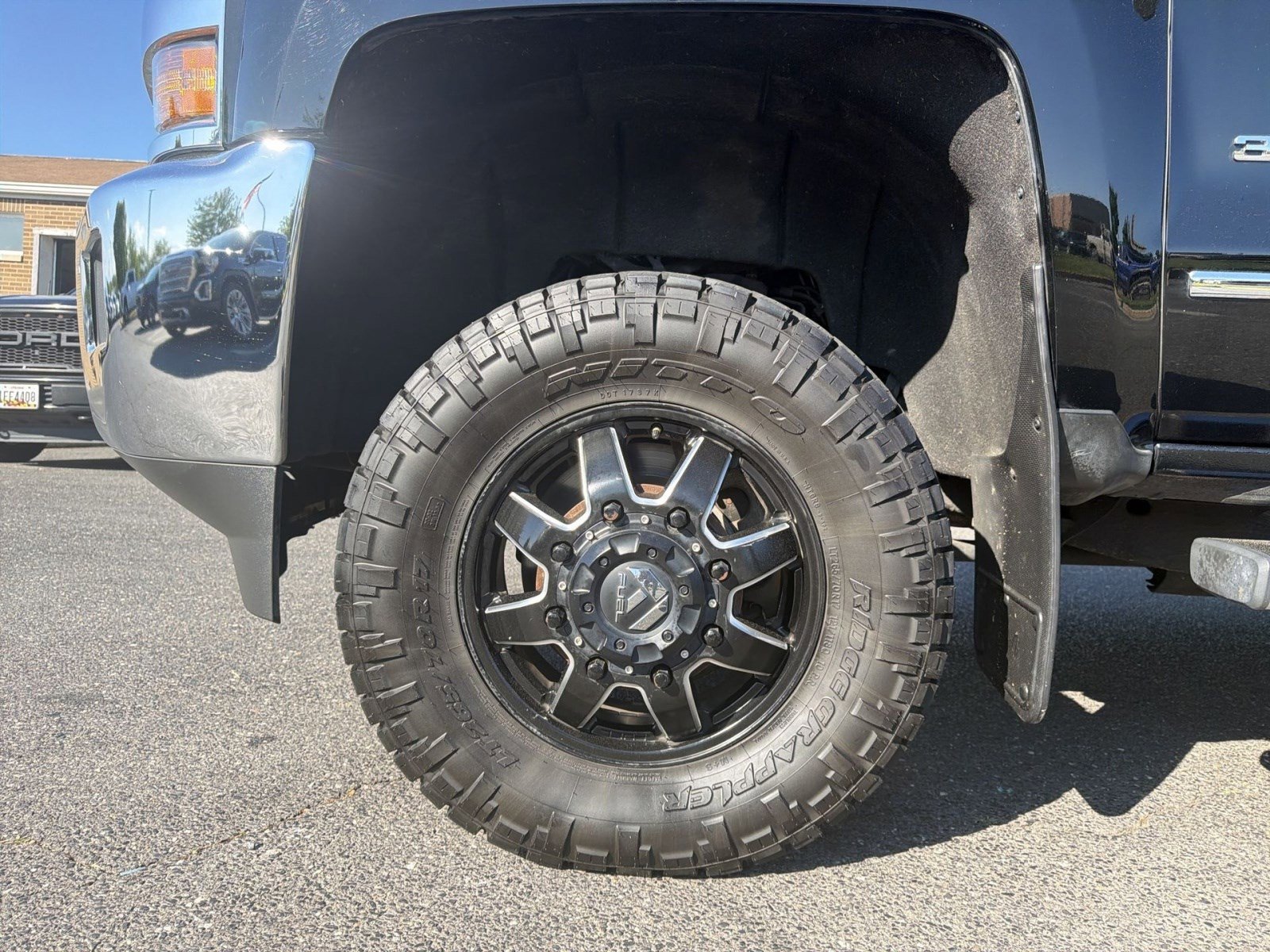 Used 2017 Chevrolet Silverado 3500 LTZ w/ Duramax Plus Package AWD/4WD image 20