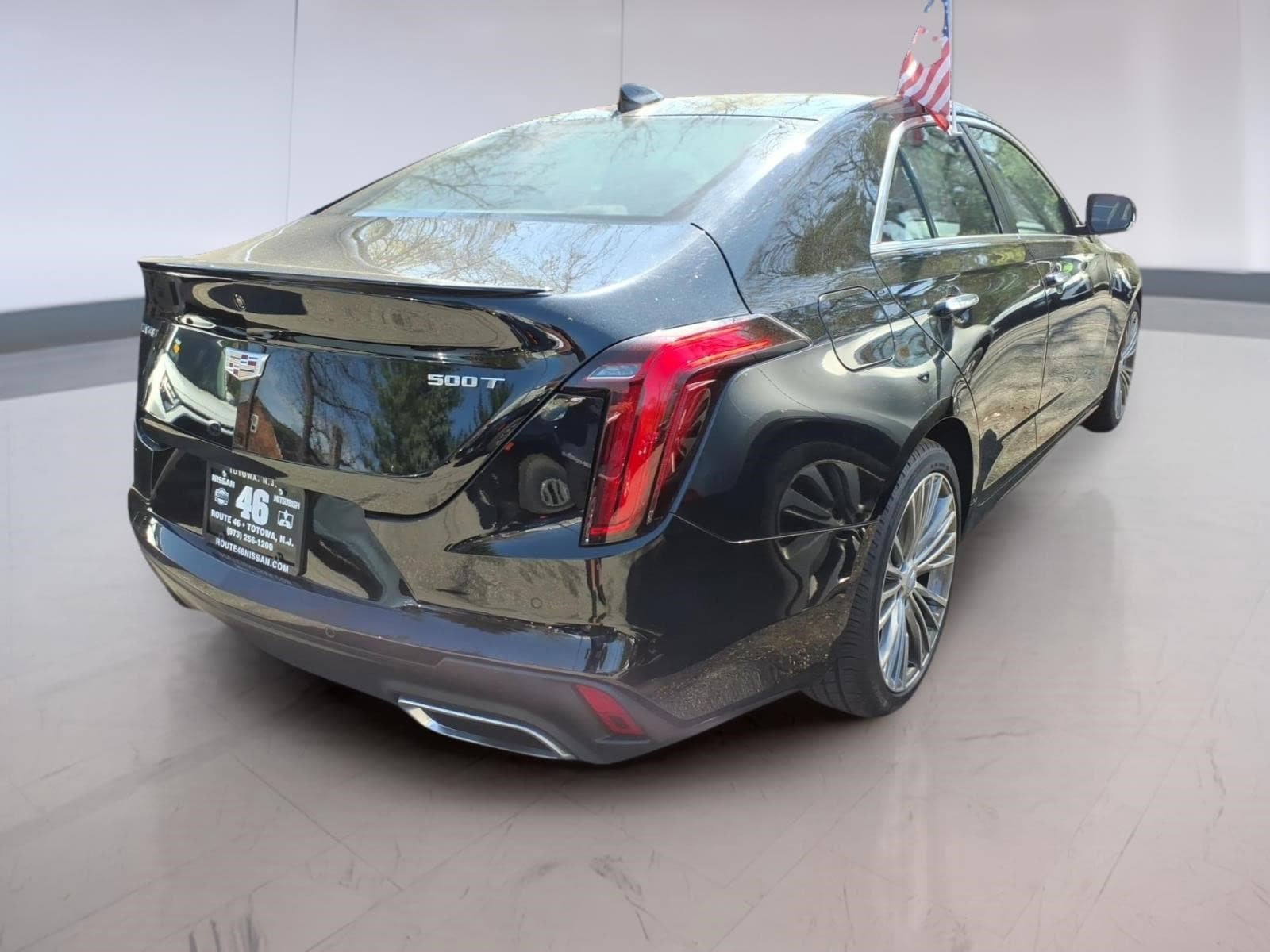 Used 2025 Cadillac CT4 Premium Luxury RWD image 4