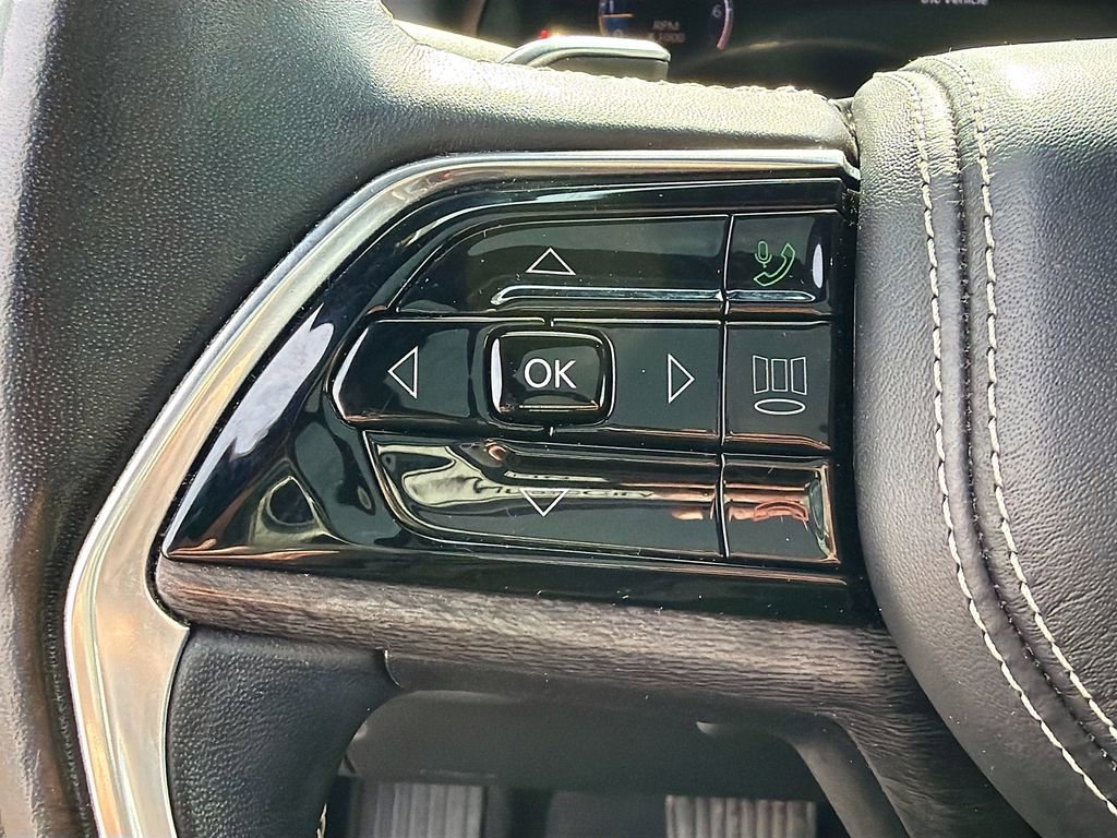 Used 2021 Jeep Grand Cherokee L Overland w/ Luxury Tech Group IV image 41