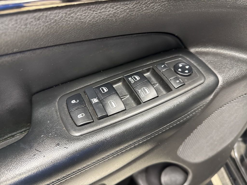 Used 2019 Jeep Grand Cherokee Limited X AWD/4WD image 18