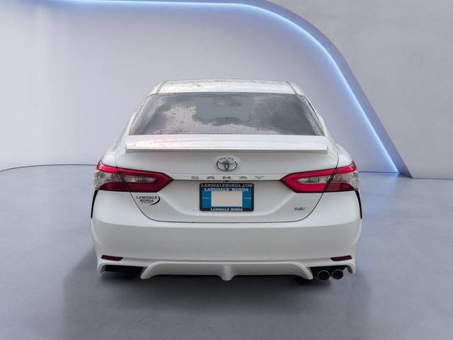 Used 2018 Toyota Camry SE FWD image 8