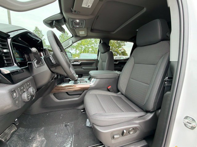 New 2026 Chevrolet Silverado 1500 RST w/ Redline Edition AWD/4WD image 13