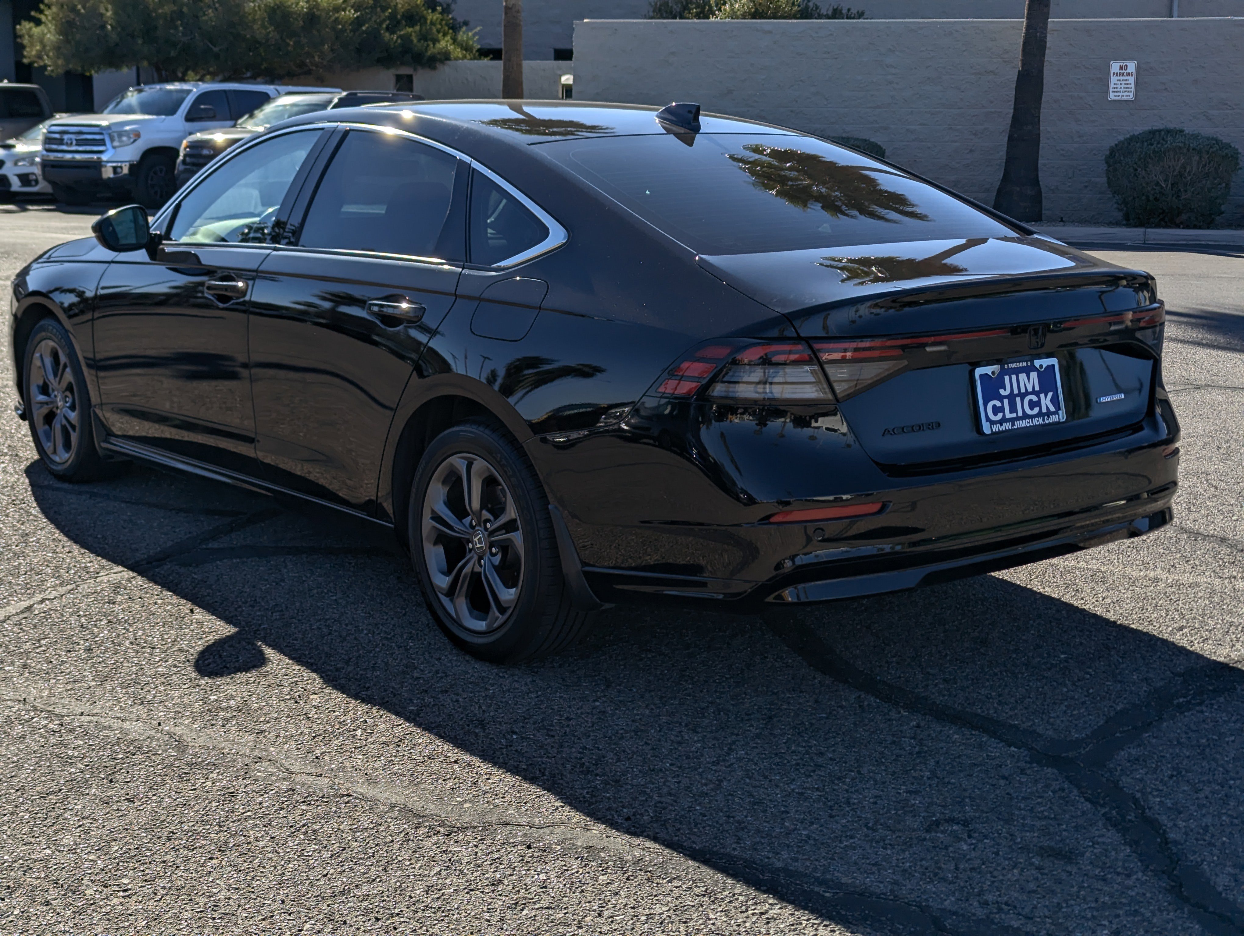 Used 2024 Honda Accord EX-L image 4