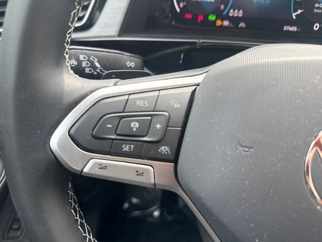 Used 2024 Volkswagen Atlas Cross Sport SE image 14