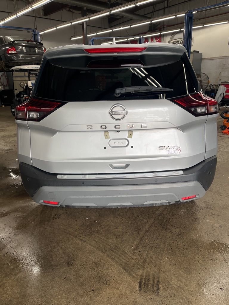 Certified 2023 Nissan Rogue SV w/ SV Premium B Package AWD/4WD image 4