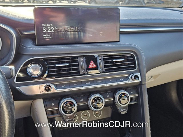 Used 2023 Genesis G70 2.0T image 19