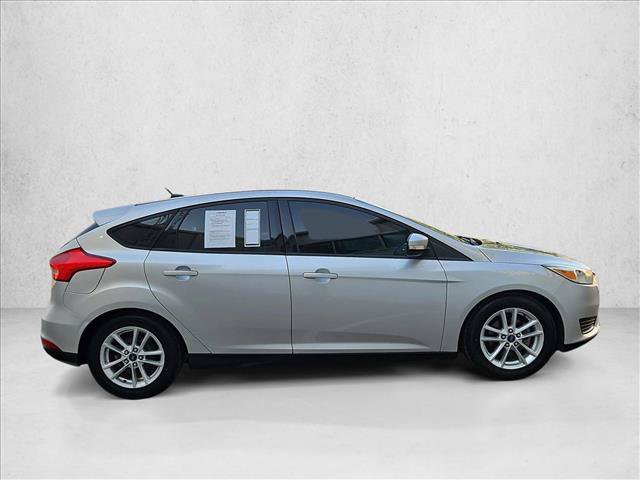 Used 2016 Ford Focus SE FWD image 4