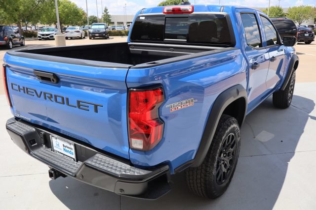 Used 2025 Chevrolet Colorado Trail Boss AWD/4WD image 4