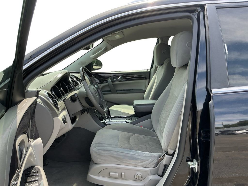 Used 2016 Buick Enclave Convenience FWD image 14