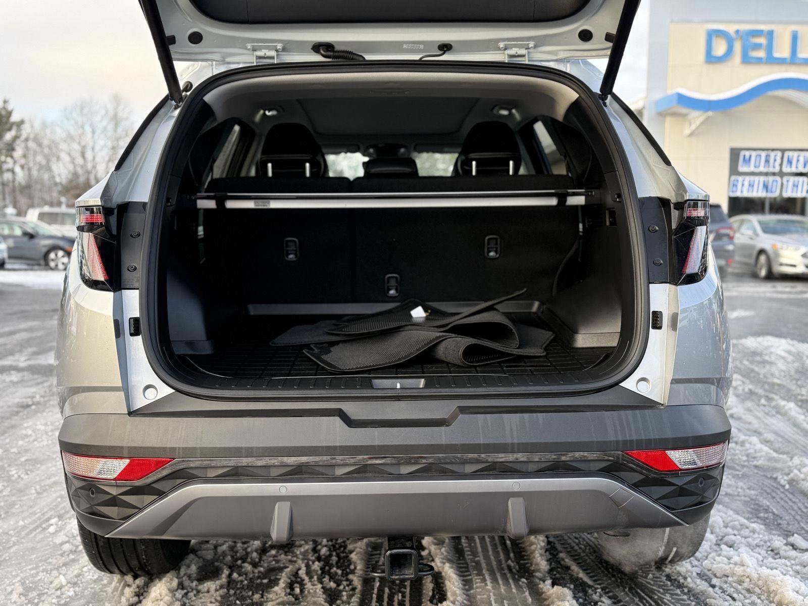 Used 2024 Hyundai Tucson Limited image 11