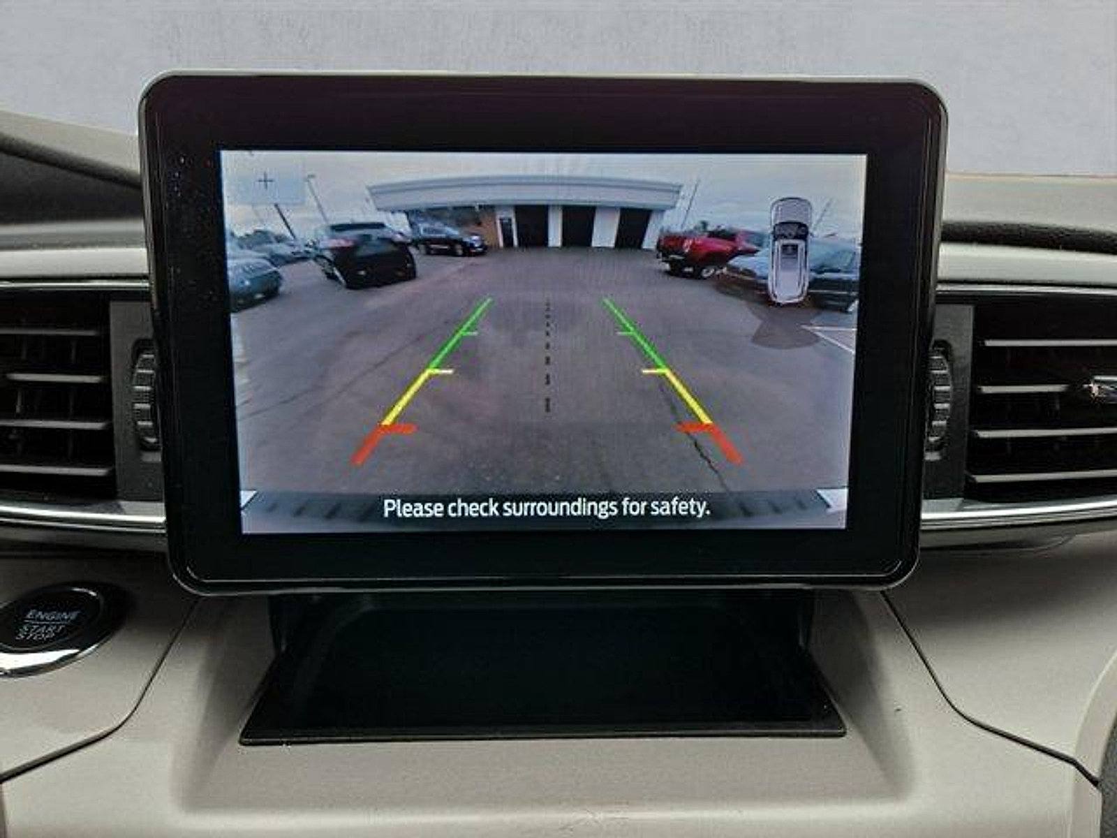 Certified 2023 Ford Explorer XLT w/ Equipment Group 202A AWD/4WD image 19