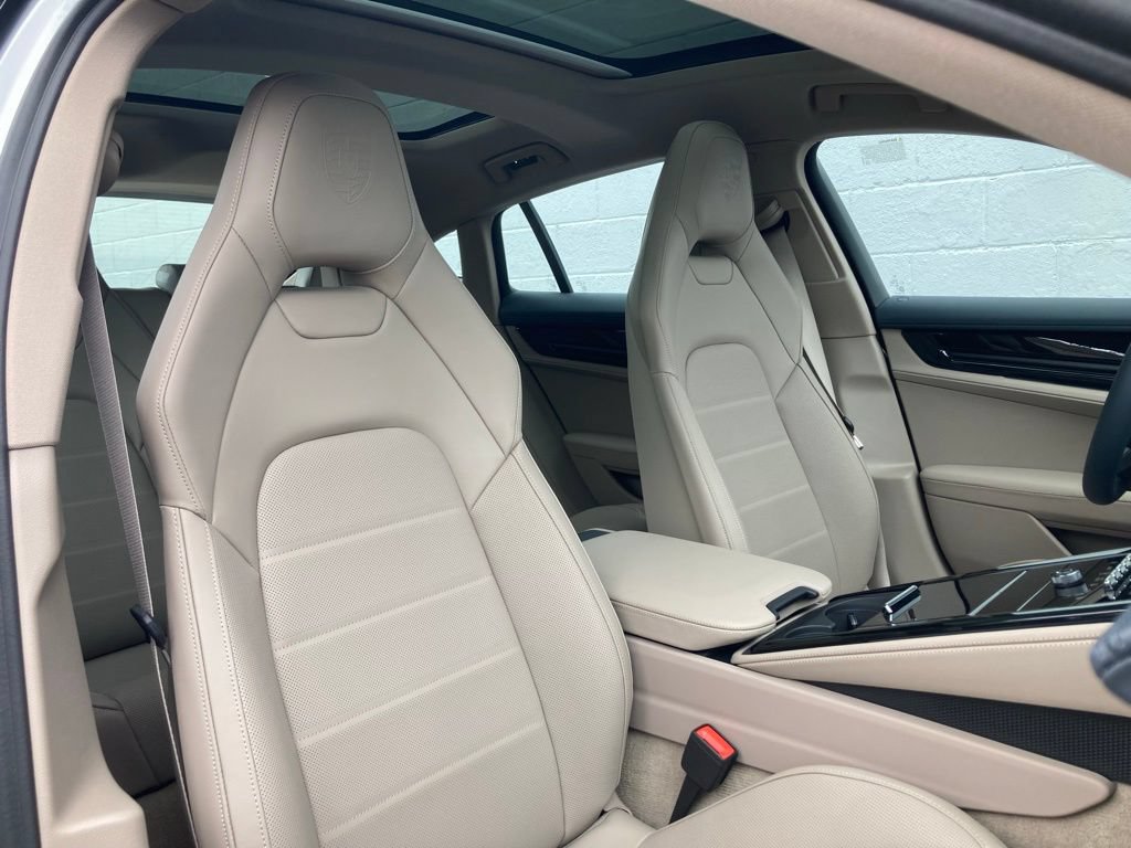 New 2025 Porsche Panamera RWD image 16