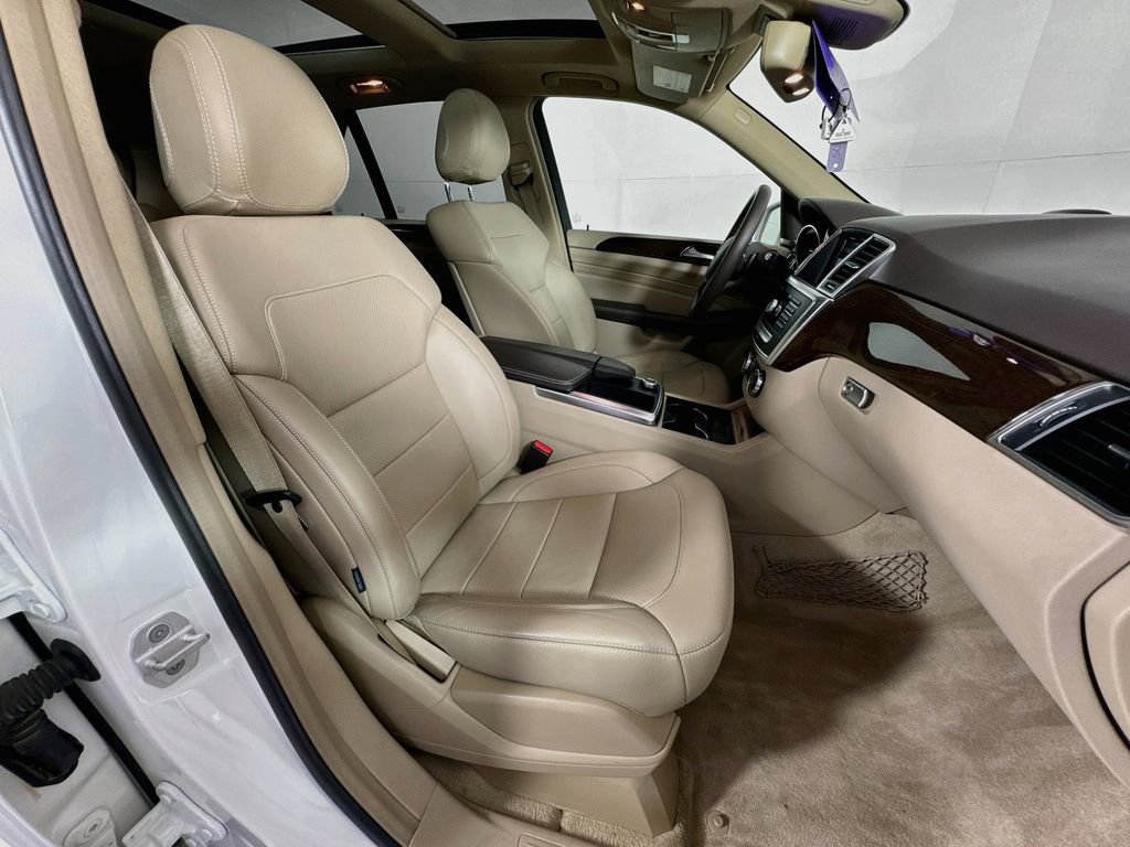 Used 2015 Mercedes-Benz ML 350 4MATIC image 36