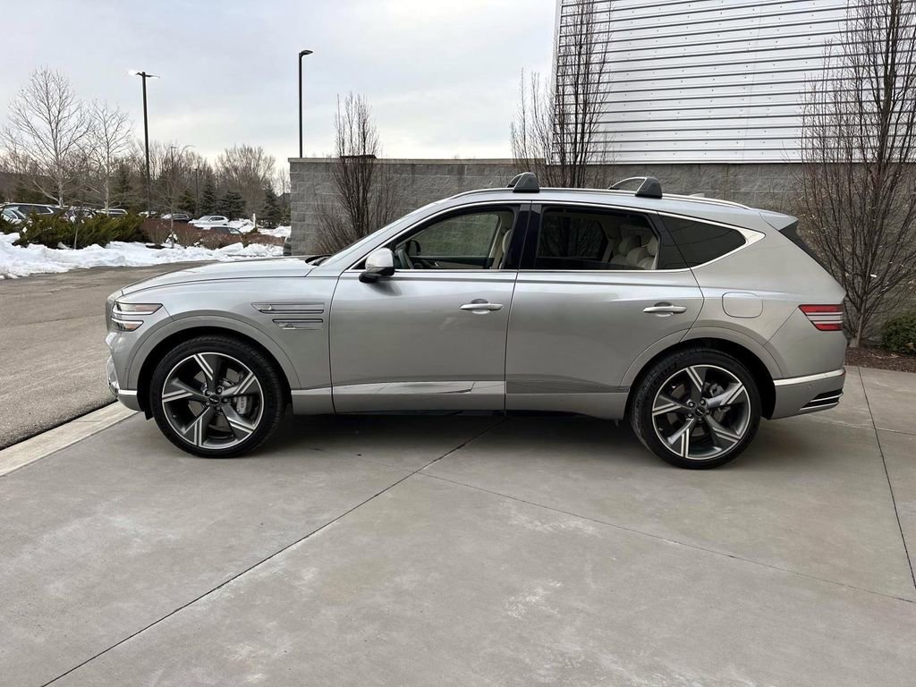 Used 2025 Genesis GV80 3.5T Prestige image 4