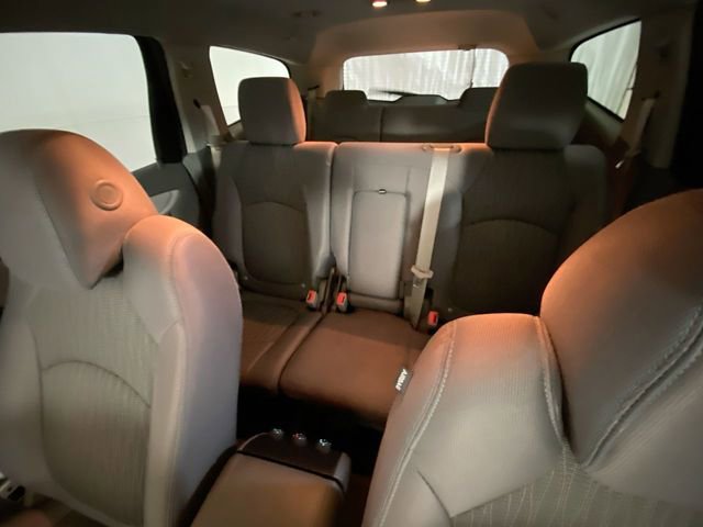 Used 2016 Chevrolet Traverse LS FWD image 10