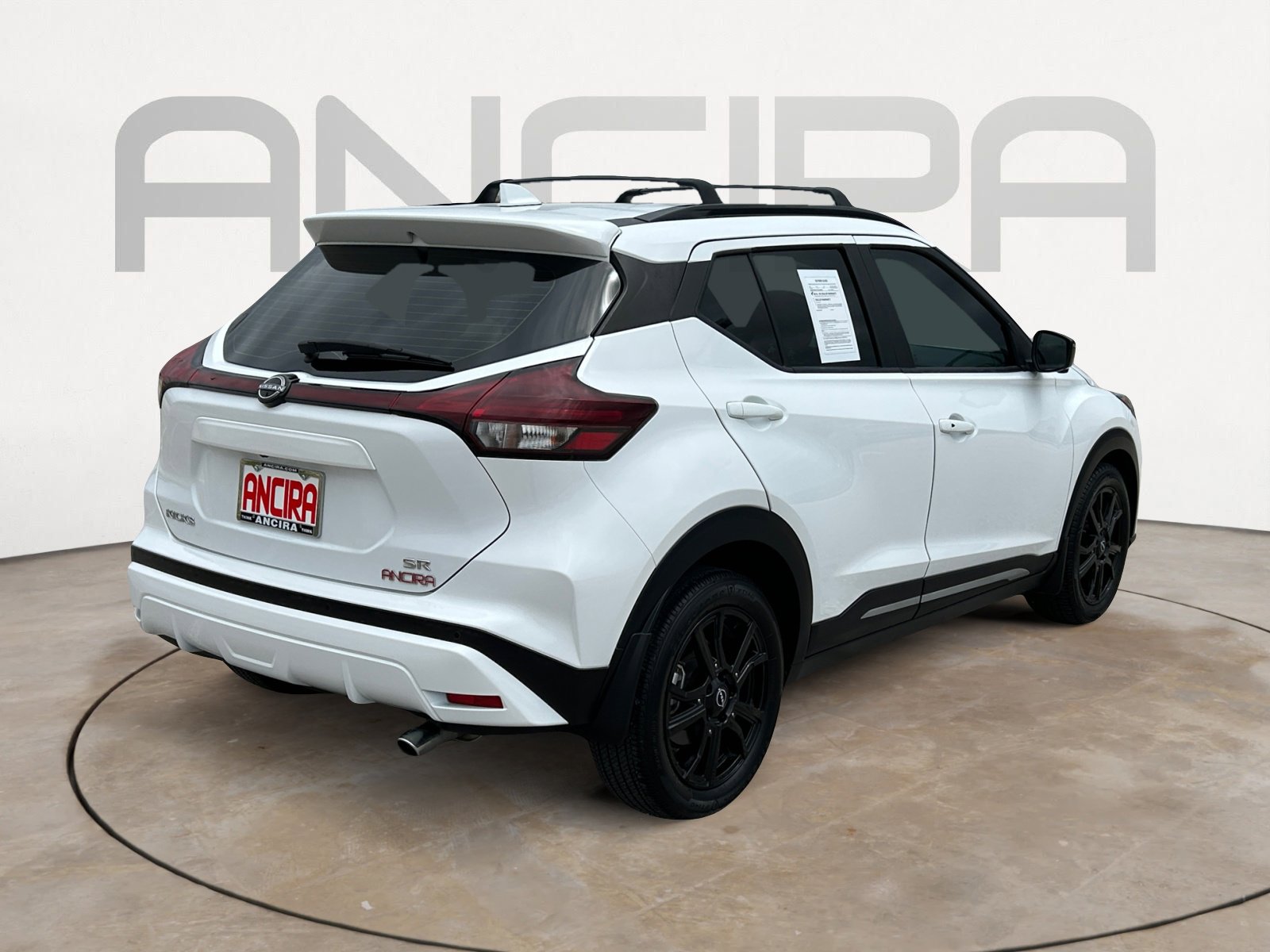 Used 2024 Nissan Kicks SR w/ SR Premium Package FWD image 10