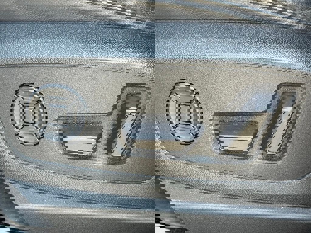 Used 2019 Audi e-tron Premium Plus image 20