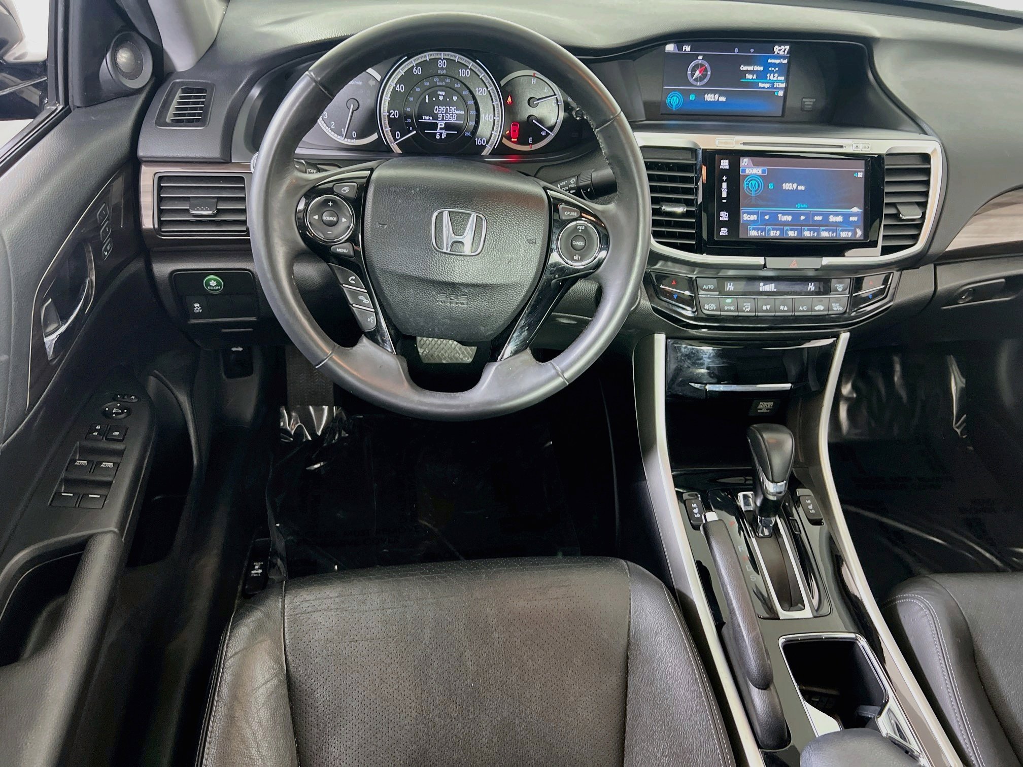 Used 2017 Honda Accord EX-L image 22