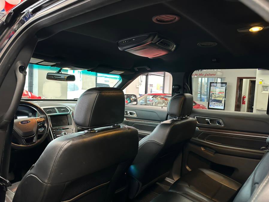 Used 2016 Ford Explorer Limited image 23