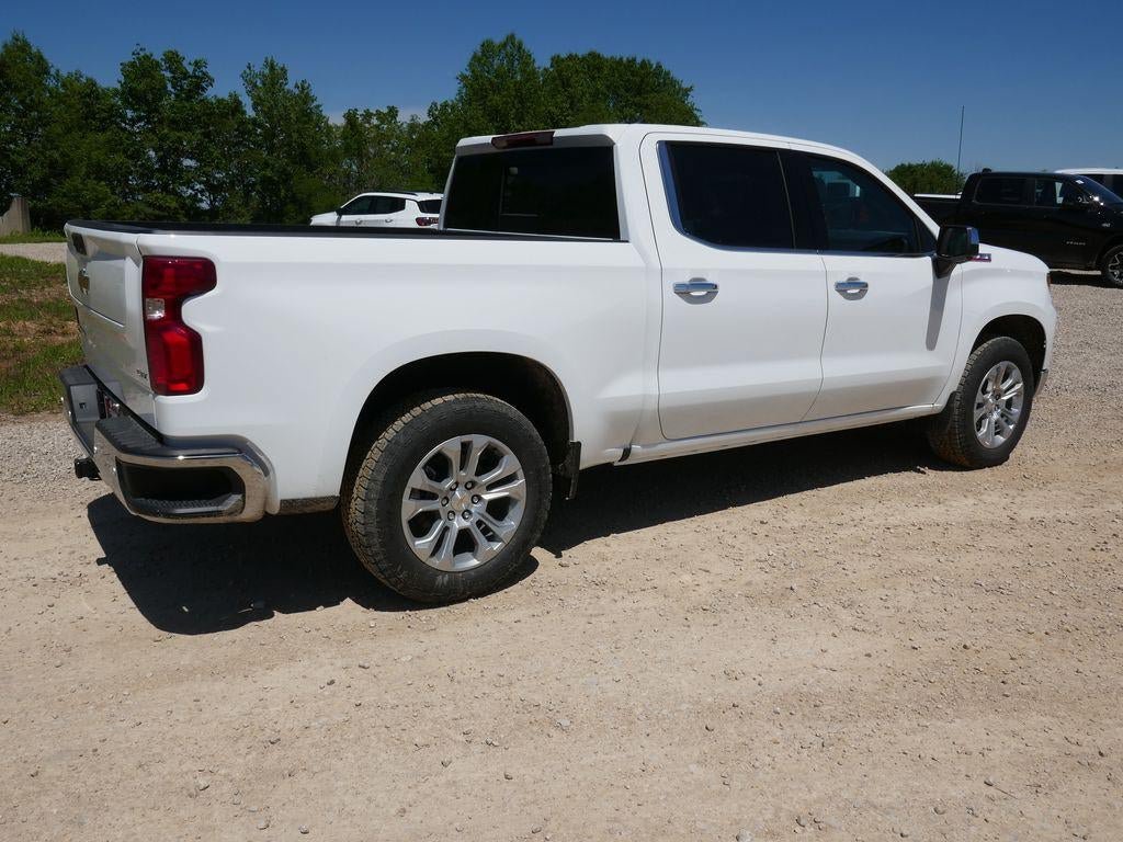 New 2026 Chevrolet Silverado 1500 LTZ w/ LTZ Premium Package AWD/4WD image 5
