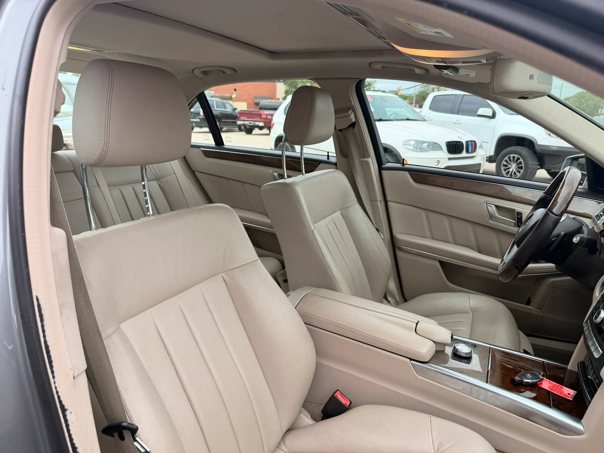 Used 2014 Mercedes-Benz E 350 Sedan image 35