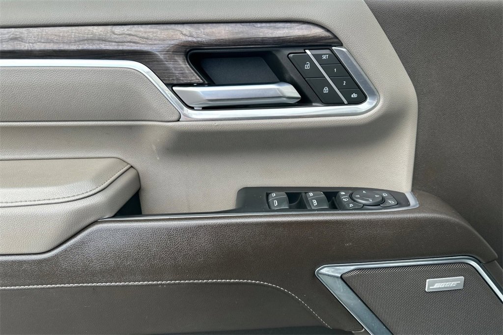 Used 2024 Chevrolet Silverado 3500 LTZ w/ LTZ Convenience Package image 12