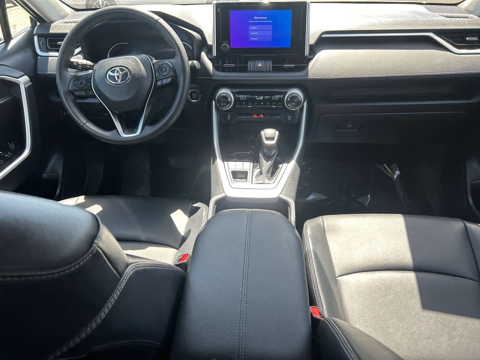 Used 2025 Toyota RAV4 XLE Premium AWD/4WD image 16