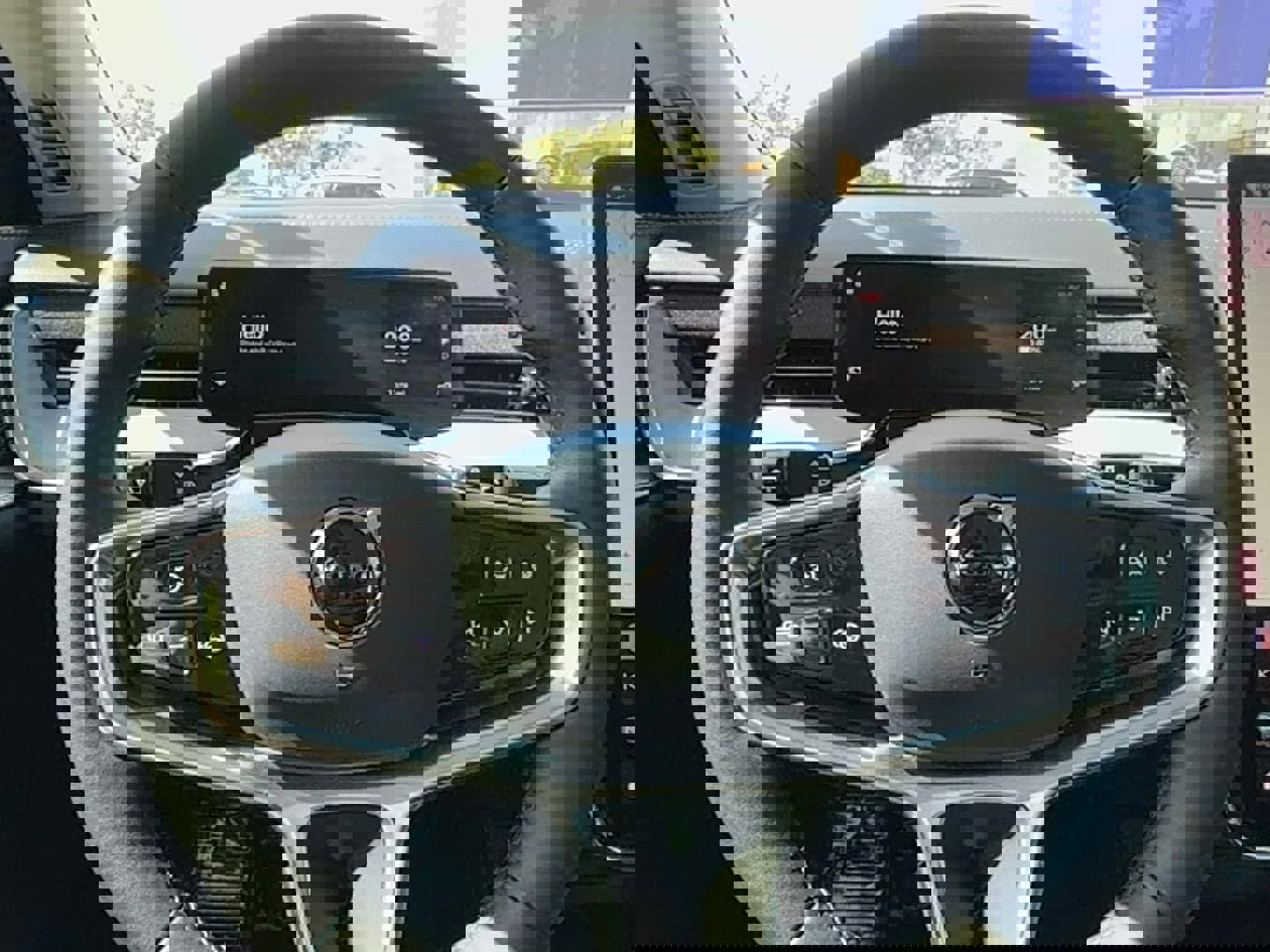 Certified 2025 Volvo EX90 Ultra image 22