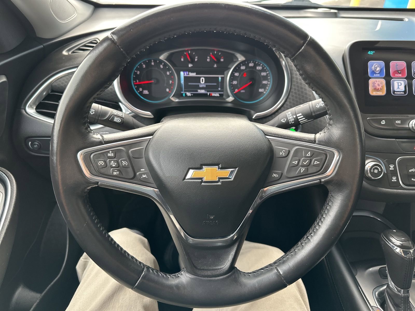 Used 2016 Chevrolet Malibu LT FWD image 23