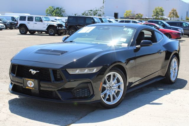 Used 2024 Ford Mustang GT Premium RWD image 9