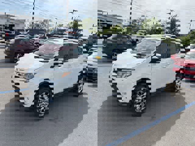 Used 2013 Toyota RAV4 Limited AWD/4WD image 11