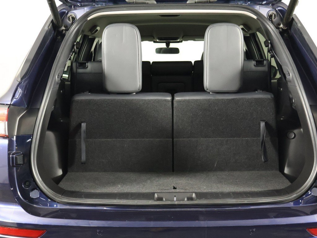 Used 2024 Mitsubishi Outlander SE image 20