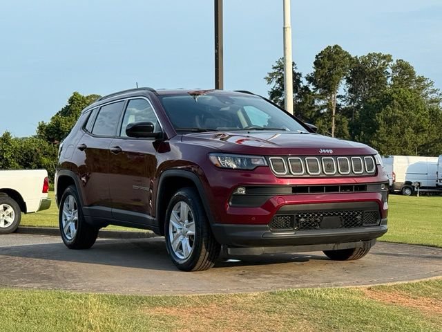 Used 2022 Jeep Compass Latitude w/ Convenience Group